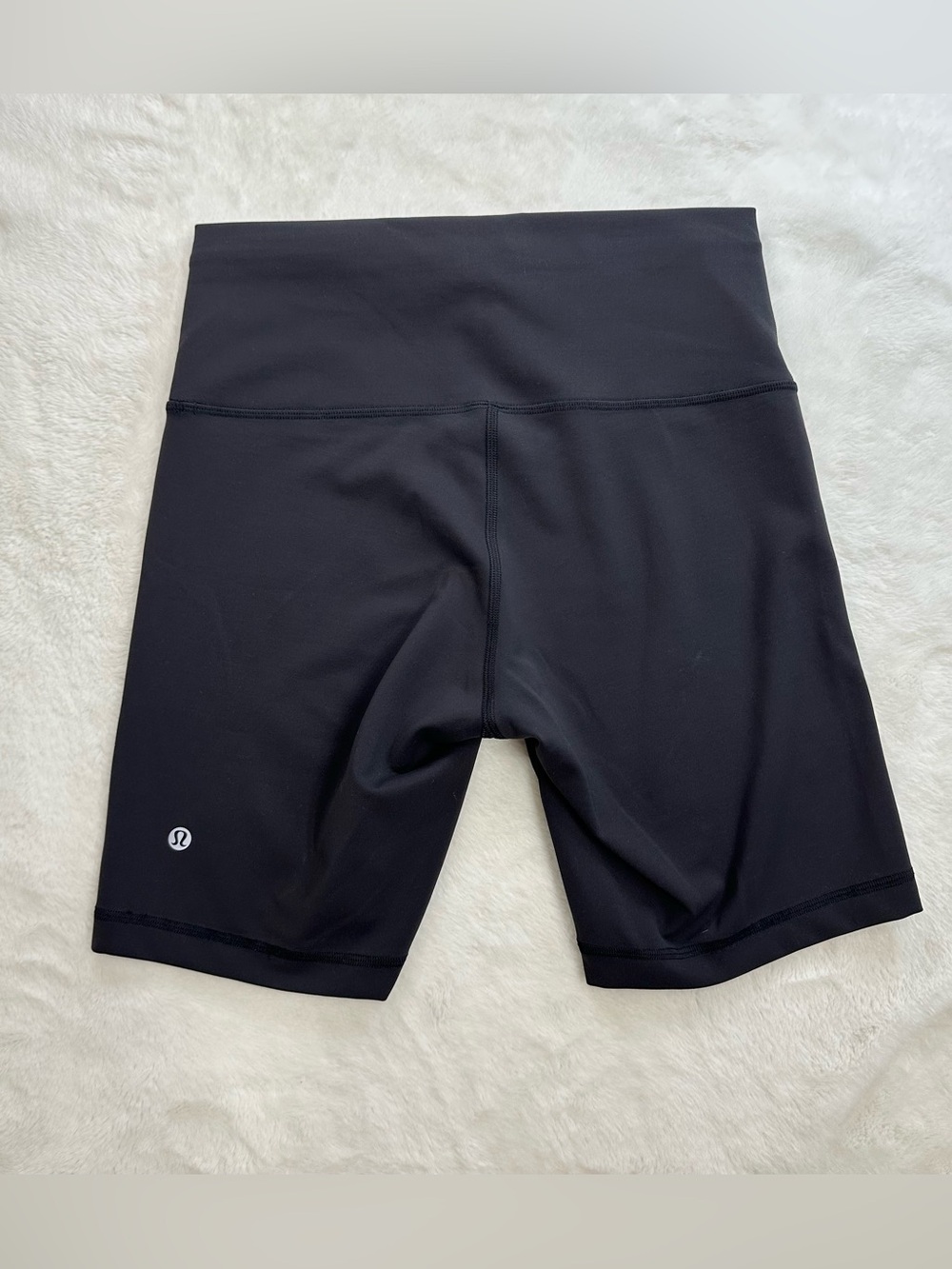 Lululemon Wunder Train High Rise Short 8" - Black Size 10